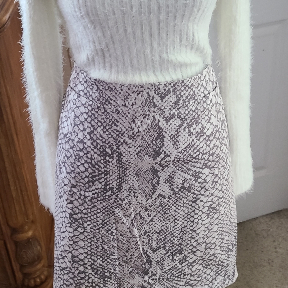 New York & Company Mini skirt